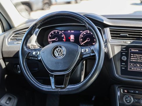 Used 2019 Volkswagen Tiguan SEL Premium AWD/4WD image 15