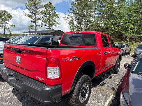 Used 2022 RAM 3500 Tradesman AWD/4WD image 3
