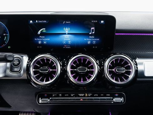 Certified 2022 Mercedes-Benz GLB 250 GLB 250 image 15