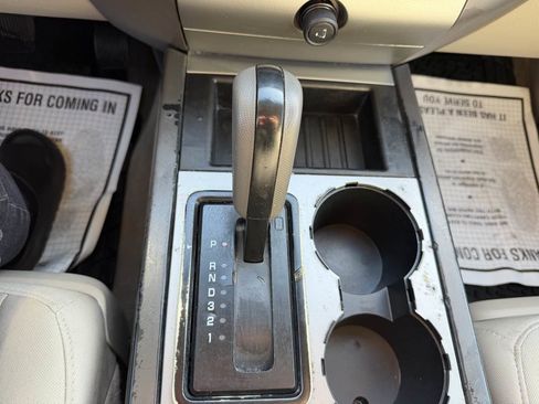 Used 2013 Ford Expedition XLT image 37