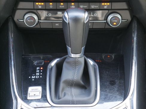 Used 2019 MAZDA CX-9 Touring image 19