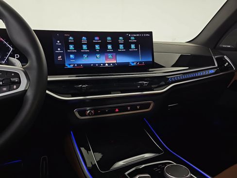 Used 2025 BMW X5 sDrive40i w/ M Sport Package RWD image 20