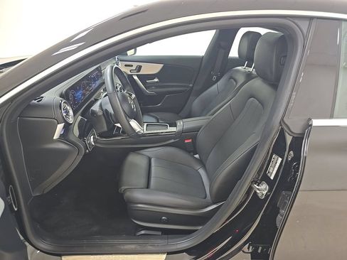 Used 2025 Mercedes-Benz CLA 250 4MATIC image 7