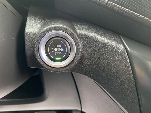 Used 2021 Chevrolet TrailBlazer ACTIV w/ Technology Package image 28