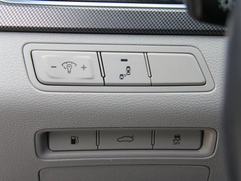 Used 2015 Hyundai Sonata Sport w/ Option Group 04 FWD image 29