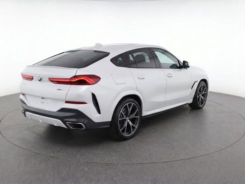 Used 2026 BMW X6 xDrive40i w/ Executive Package AWD/4WD image 3