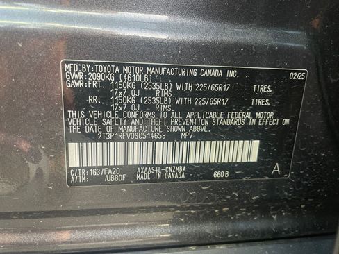 Used 2025 Toyota RAV4 XLE w/ Convenience Package image 34