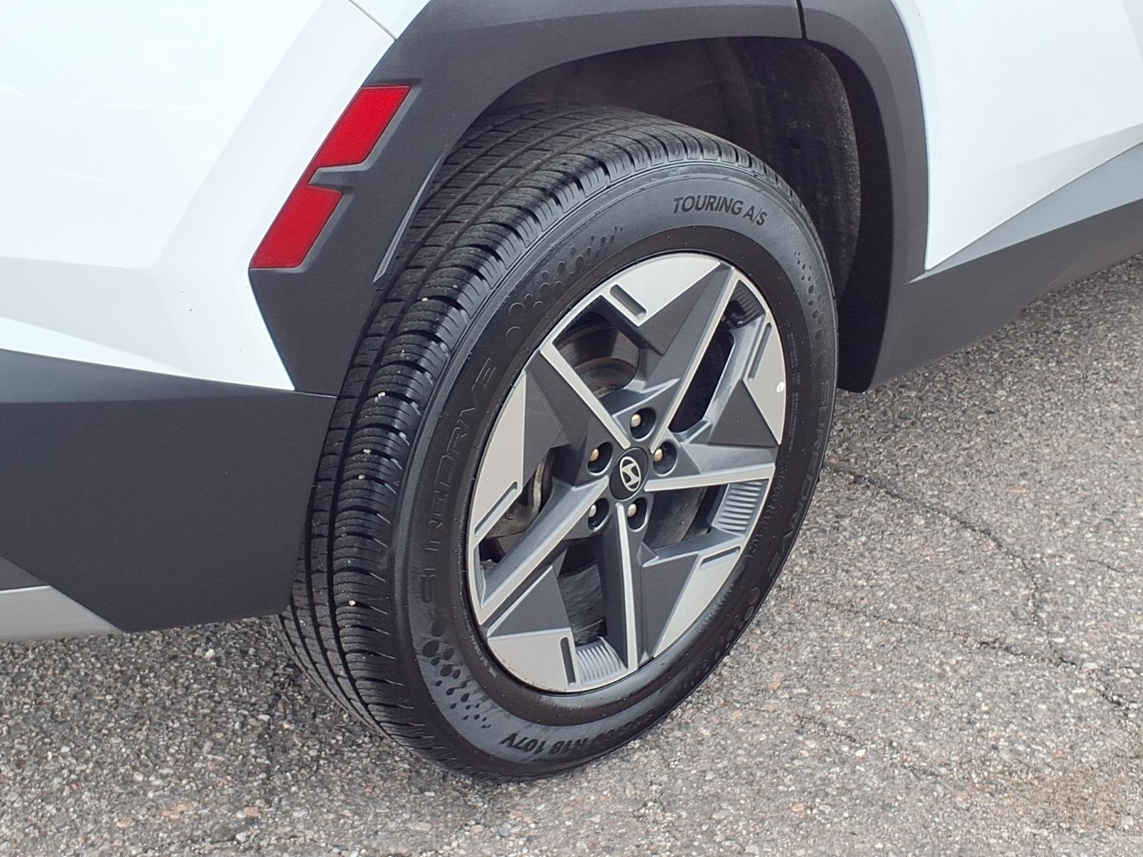 Used 2025 Hyundai Tucson SEL AWD/4WD image 28