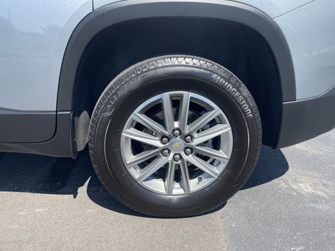 Used 2023 Chevrolet Traverse LT AWD/4WD image 26