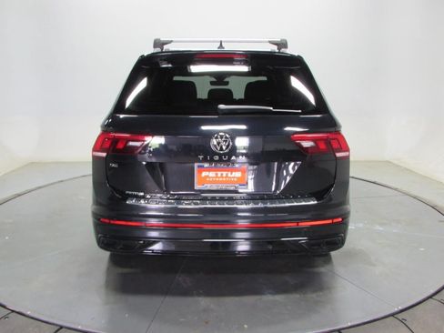 Used 2023 Volkswagen Tiguan SE R-Line FWD image 6