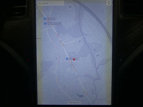 Used 2018 Tesla Model S 100D image 10