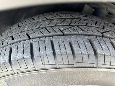 Used 2020 Ford Escape SEL AWD/4WD image 28