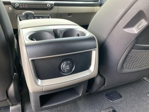 New 2026 Kia Carnival FWD image 22