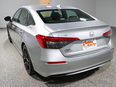Used 2023 Honda Civic Sport image 9