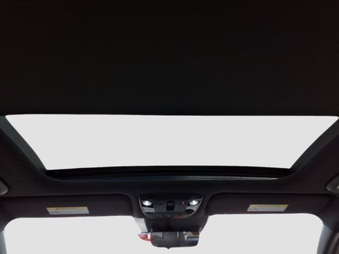 Used 2024 Kia K5 GT w/ GT1 Package image 11