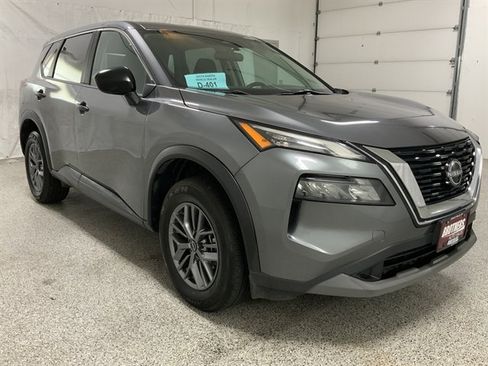 Used 2023 Nissan Rogue S AWD/4WD image 5