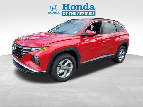 Used 2023 Hyundai Tucson SEL w/ Cargo Package AWD/4WD image 2