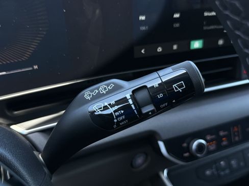New 2026 Kia Carnival EX FWD image 29