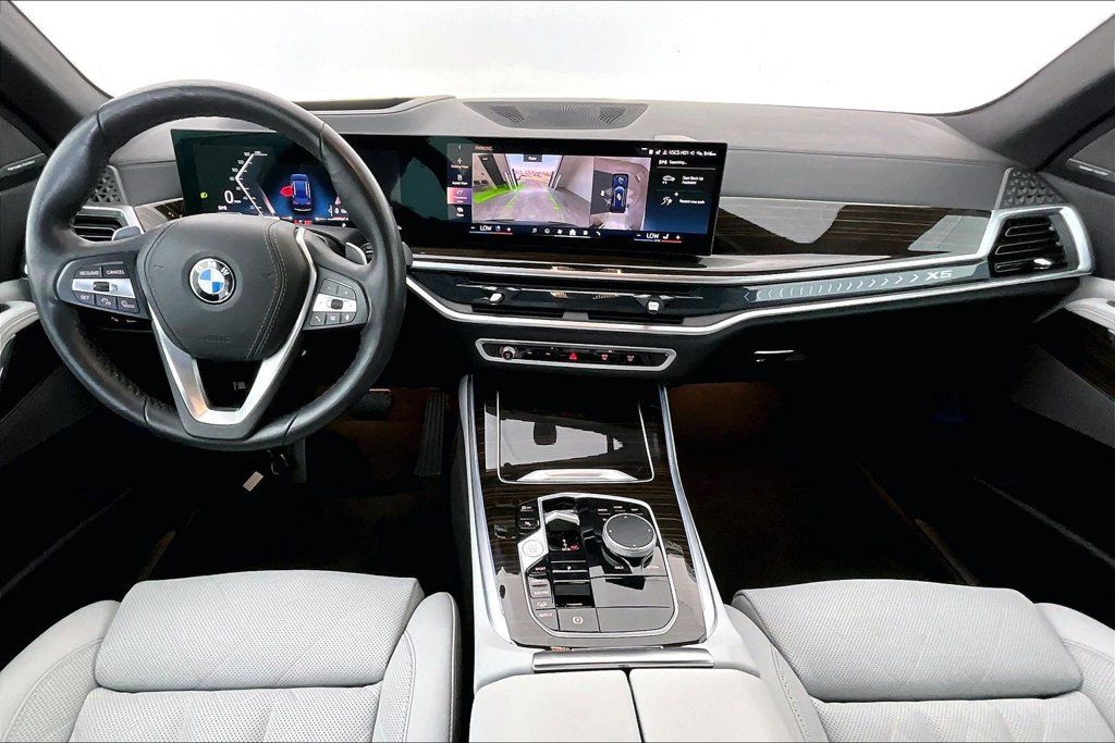 Used 2026 BMW X5 xDrive40i AWD/4WD image 18