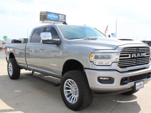 Used 2024 RAM 3500 Laramie w/ Sport Appearance Package image 82
