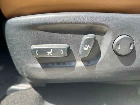 Used 2017 Lexus NX 300h AWD w/ Premium Package image 11