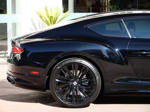 Used 2022 Bentley Continental GT Speed image 9