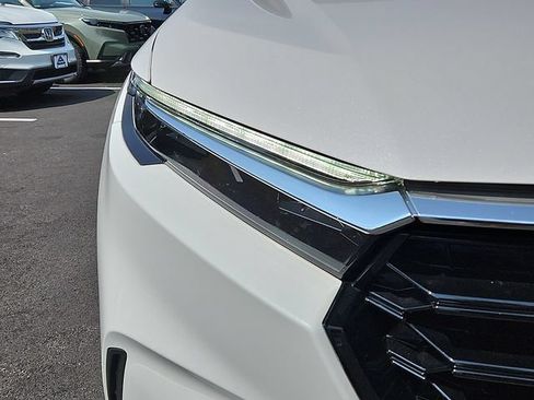Certified 2024 Honda CR-V EX image 9