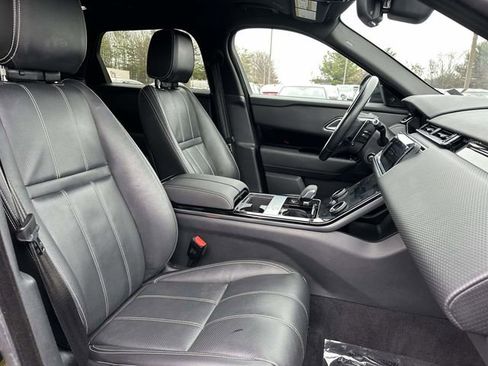 Used 2023 Land Rover Range Rover Velar R-Dynamic S image 9