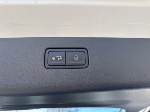 Used 2026 Hyundai Ioniq 9 SEL image 49