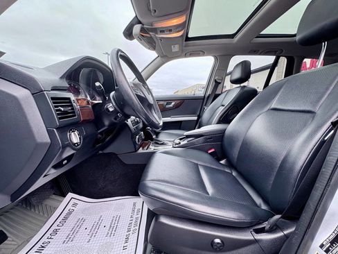 Used 2010 Mercedes-Benz GLK 350 4MATIC image 10