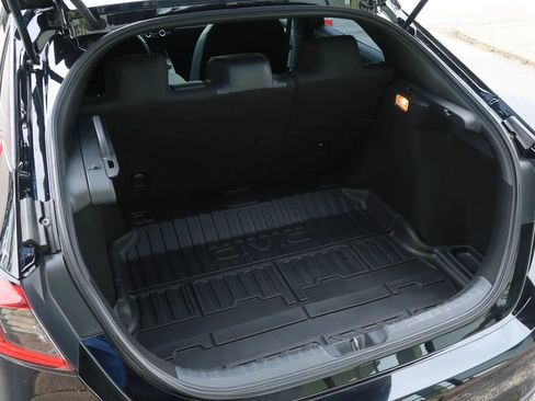 Used 2023 Honda Civic Sport image 15