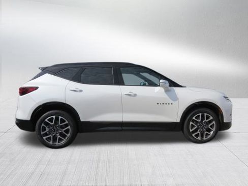 Certified 2023 Chevrolet Blazer RS w/ Driver Confidence II Package image 9