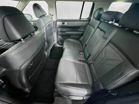 Used 2025 Hyundai Santa Fe SEL AWD/4WD image 27
