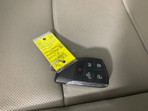 Used 2025 Chevrolet Silverado 2500 LTZ w/ LTZ Convenience Package image 53