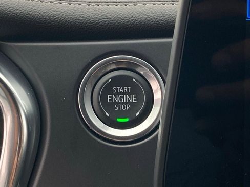 Used 2025 Chevrolet Blazer LT image 21