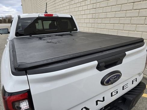 Used 2024 Ford Ranger Lariat w/ FX4 Off-Road Package image 48