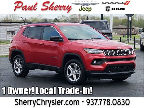 Used 2023 Jeep Compass Latitude AWD/4WD image 1