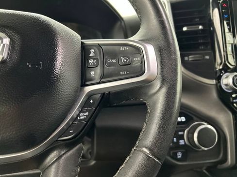 Used 2025 RAM 1500 Big Horn AWD/4WD image 9