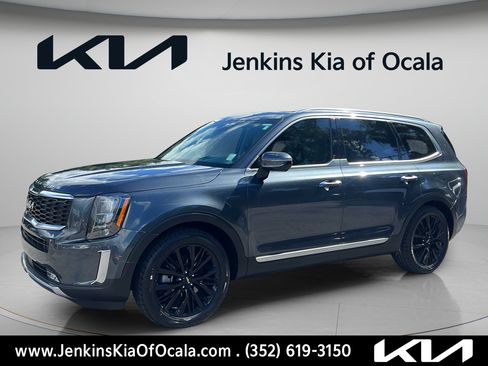 Certified 2022 Kia Telluride SX w/ Towing Package FWD image 7