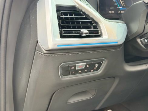 Used 2023 BMW XM image 28