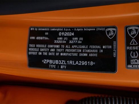 Used 2024 Lamborghini Urus S image 57