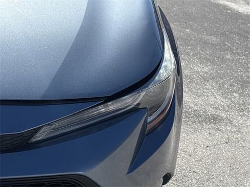 Used 2020 Toyota Corolla LE image 14