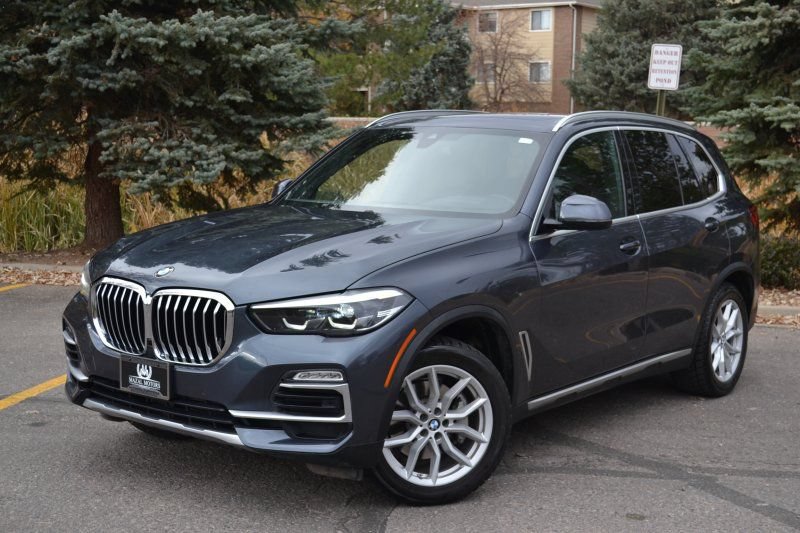 Used 2019 BMW X5 xDrive40i w/ Convenience Package AWD/4WD image 1