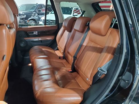 Used 2011 Land Rover Range Rover Sport HSE LUX AWD/4WD image 23