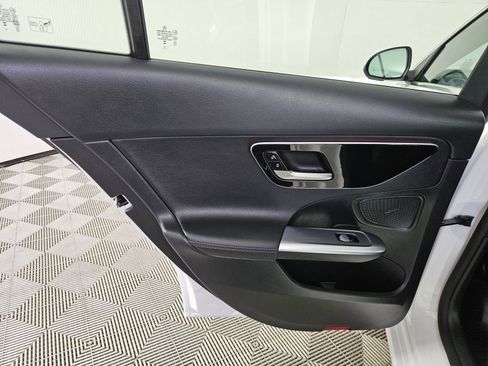 Used 2025 Mercedes-Benz C 300 Sedan image 43