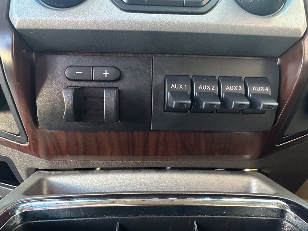 Used 2016 Ford F350 Lariat w/ Chrome Package AWD/4WD image 21