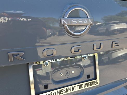 New 2026 Nissan Rogue SV FWD image 16