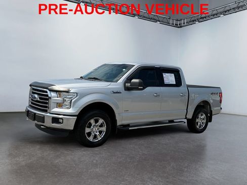 Used 2016 Ford F150 XLT w/ Equipment Group 302A Luxury AWD/4WD image 7