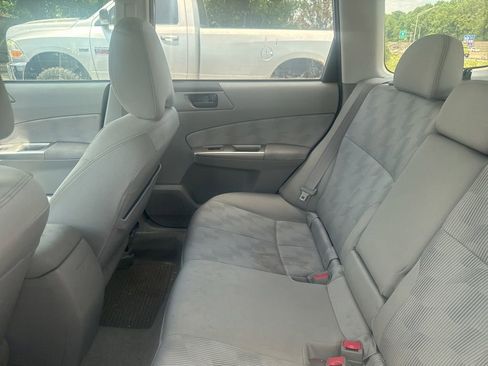 Used 2010 Subaru Forester 2.5X AWD/4WD image 11