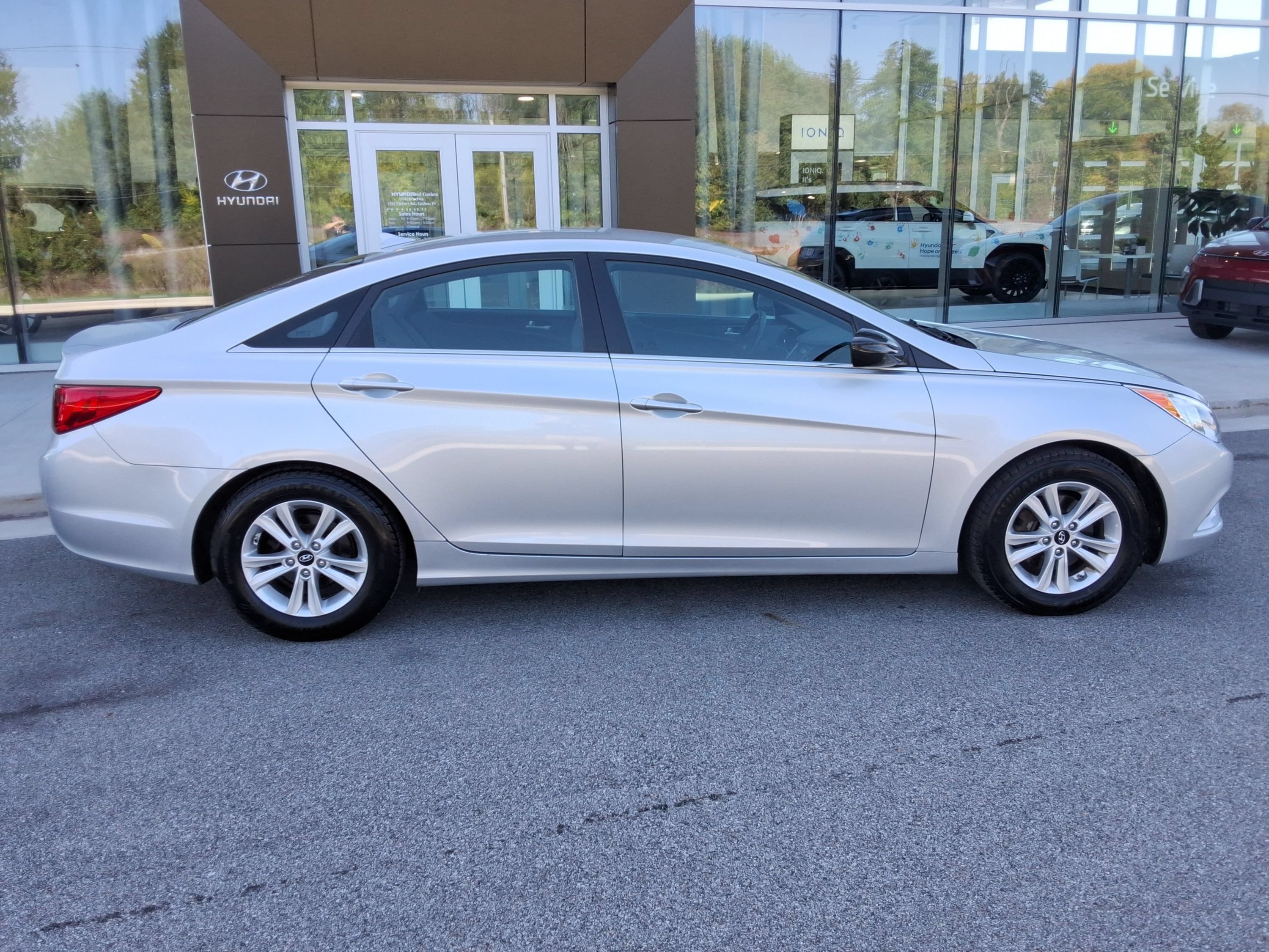 Used 2013 Hyundai Sonata GLS FWD image 15